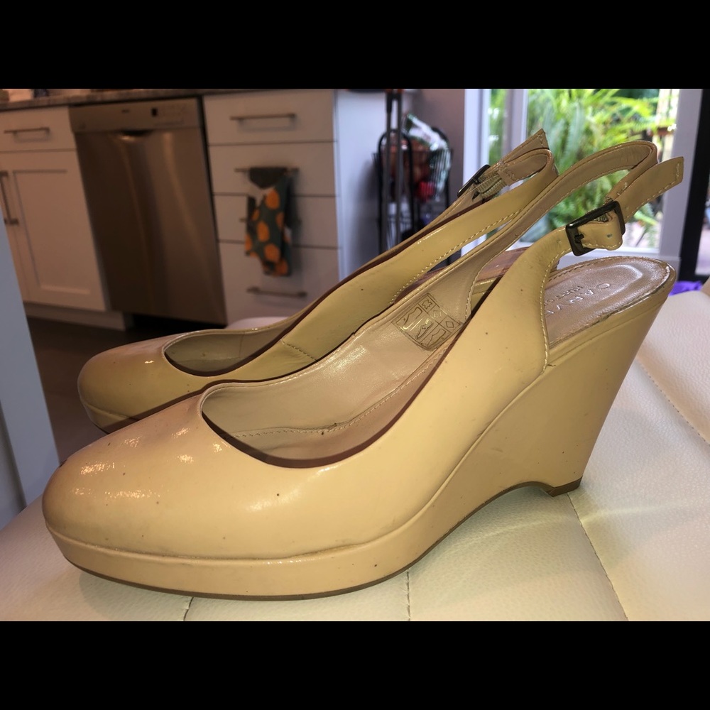 Kurt Geiger nude wedges